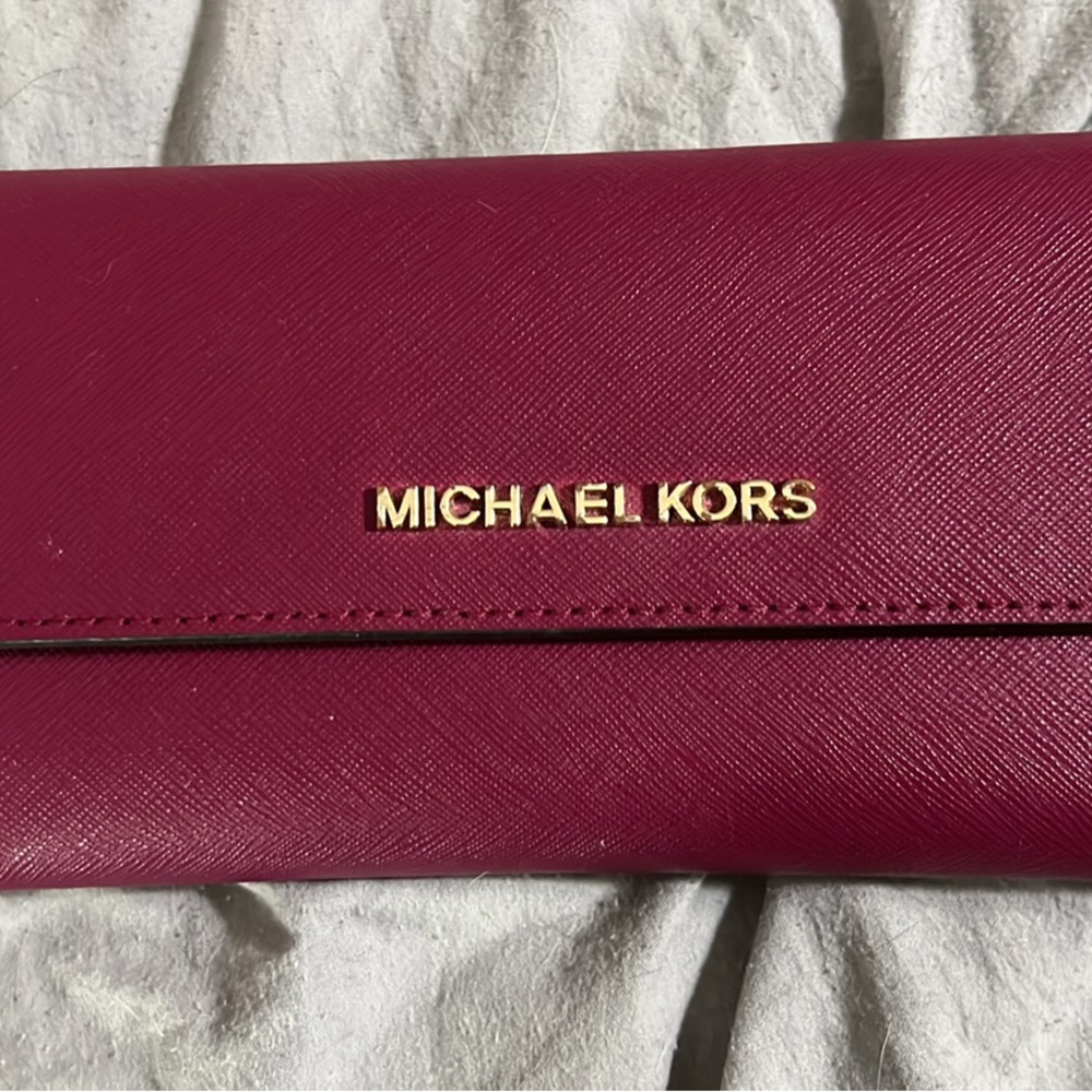 Michael Kors Jet Set Wallet